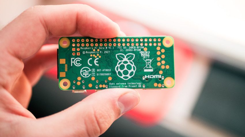 Here are 8 Ways You Can Use Raspberry Pi